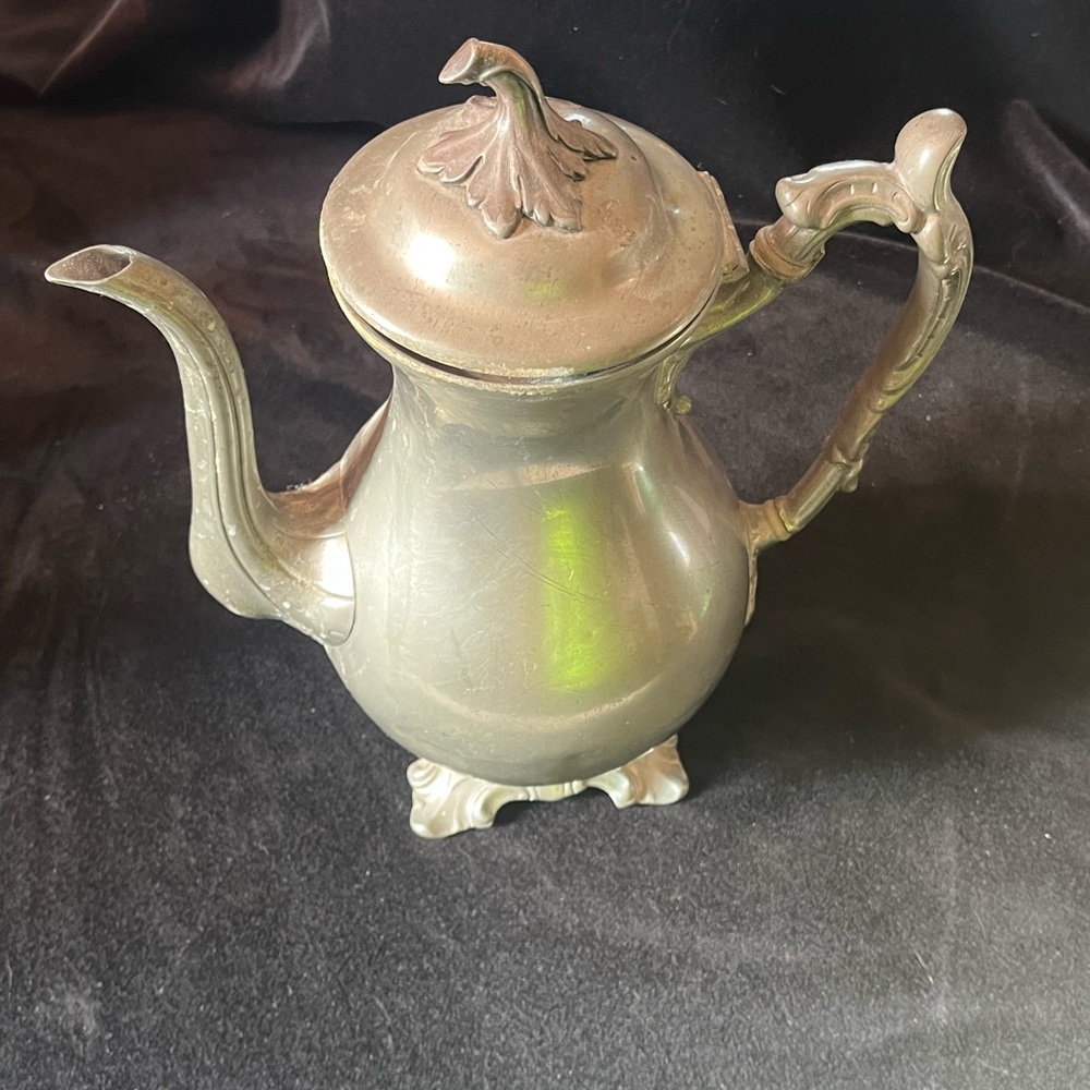 Vintage-Style Brass Coffee/Tea Pot - Elegant Olive Brass Finish